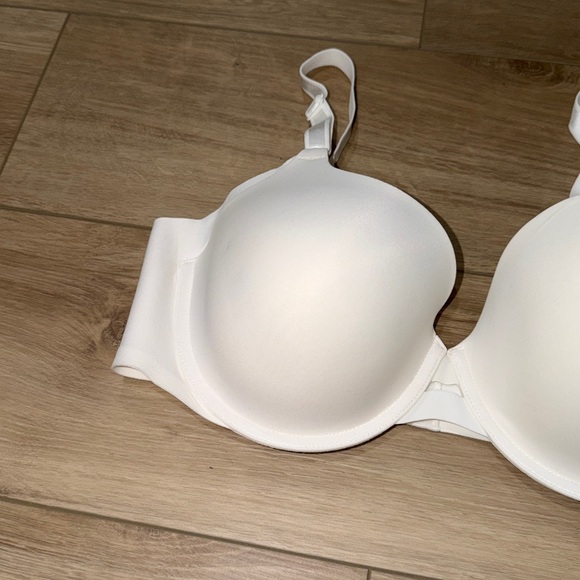 Warner’s Elegant White Women's Bra size 38C - Picture 2 of 5